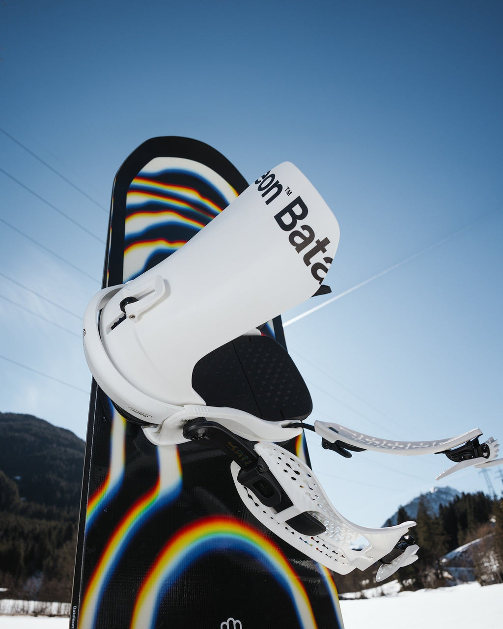 color-white Bindings - Chaos HeelWrap™ Snowboard Bindings - Bataleon US