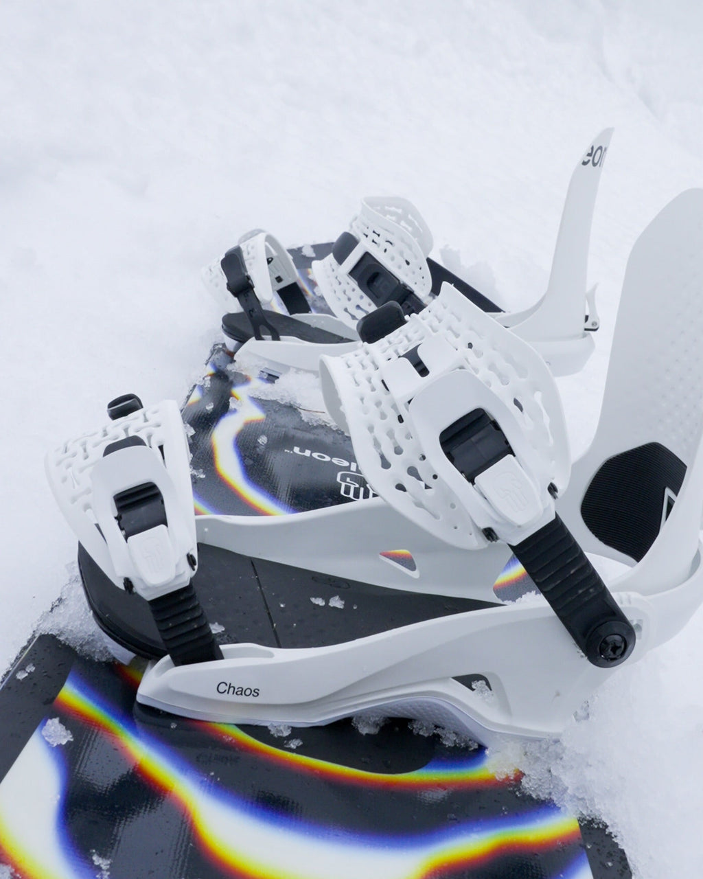 color-white Bindings - Chaos HeelWrap™ Snowboard Bindings - Bataleon US