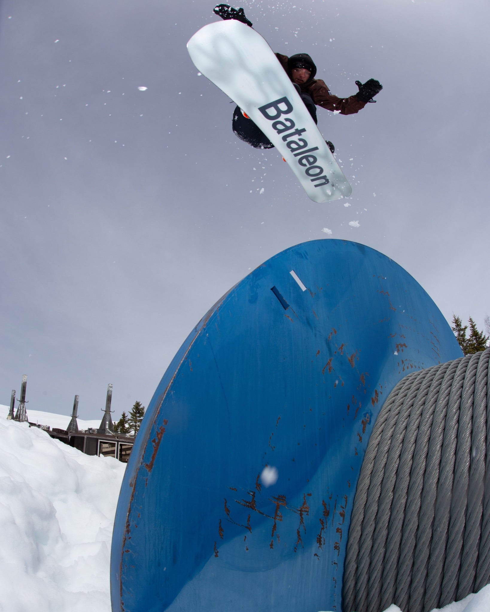 Goliath Men's Snowboard